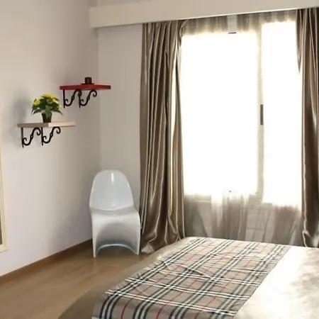 Sunrise Apartment *